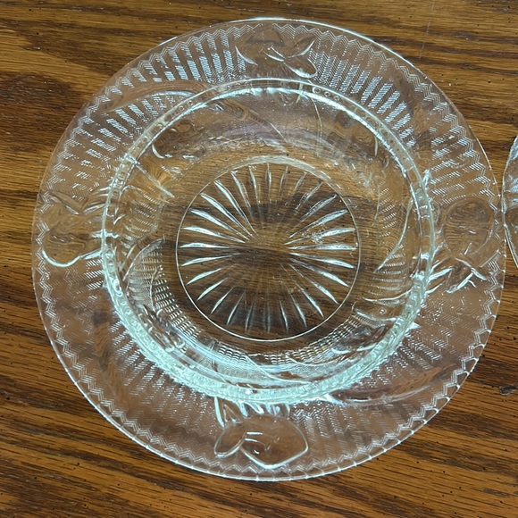 Butter Bowl Iris Herringbone Pattern Original Perfect Condition Base & Dome Lid - Picture 4 of 6